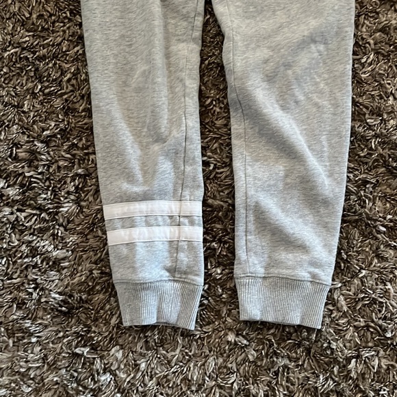 Children’s Place Grey Sweatpant, Size 10/12, good used condition - Picture 2 of 9